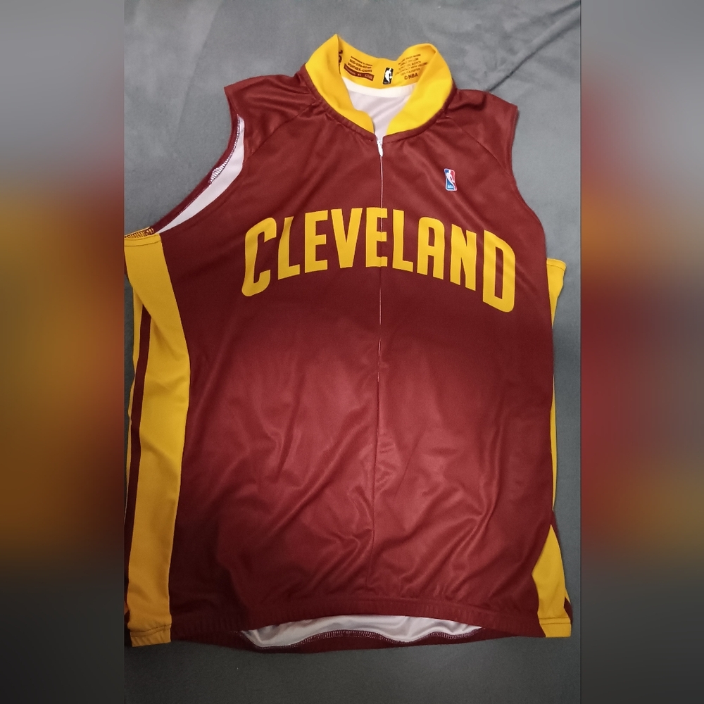 Cycling Cleveland Basketball Jersey in Red and Yellow